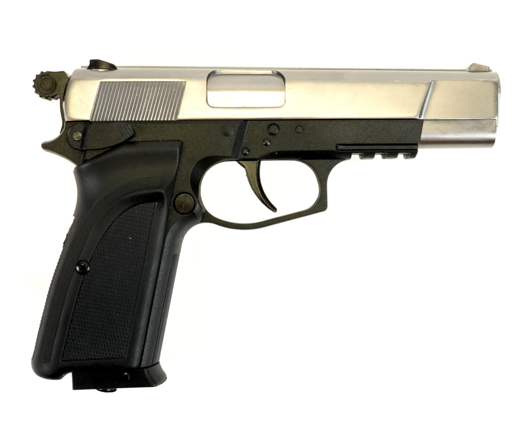 Пневматический пистолет EKOL ES P66 C Fume 4,5к никель