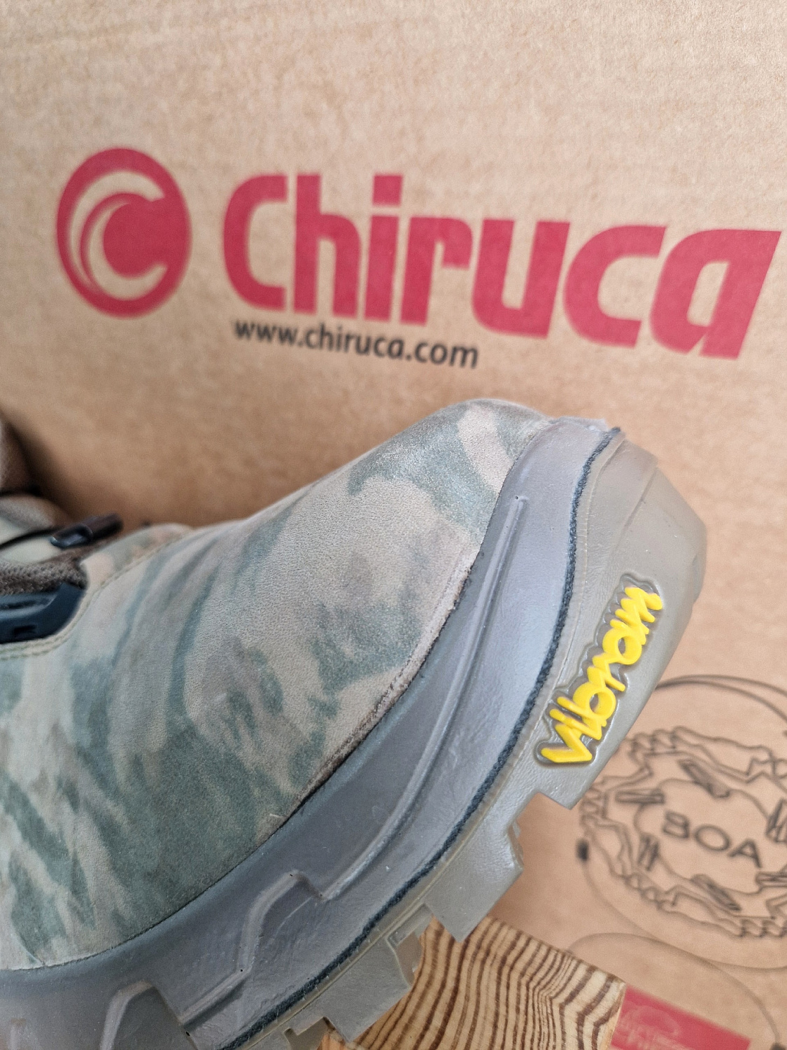 Трекинговые ботинки CHIRUCA CARES BOA 31 