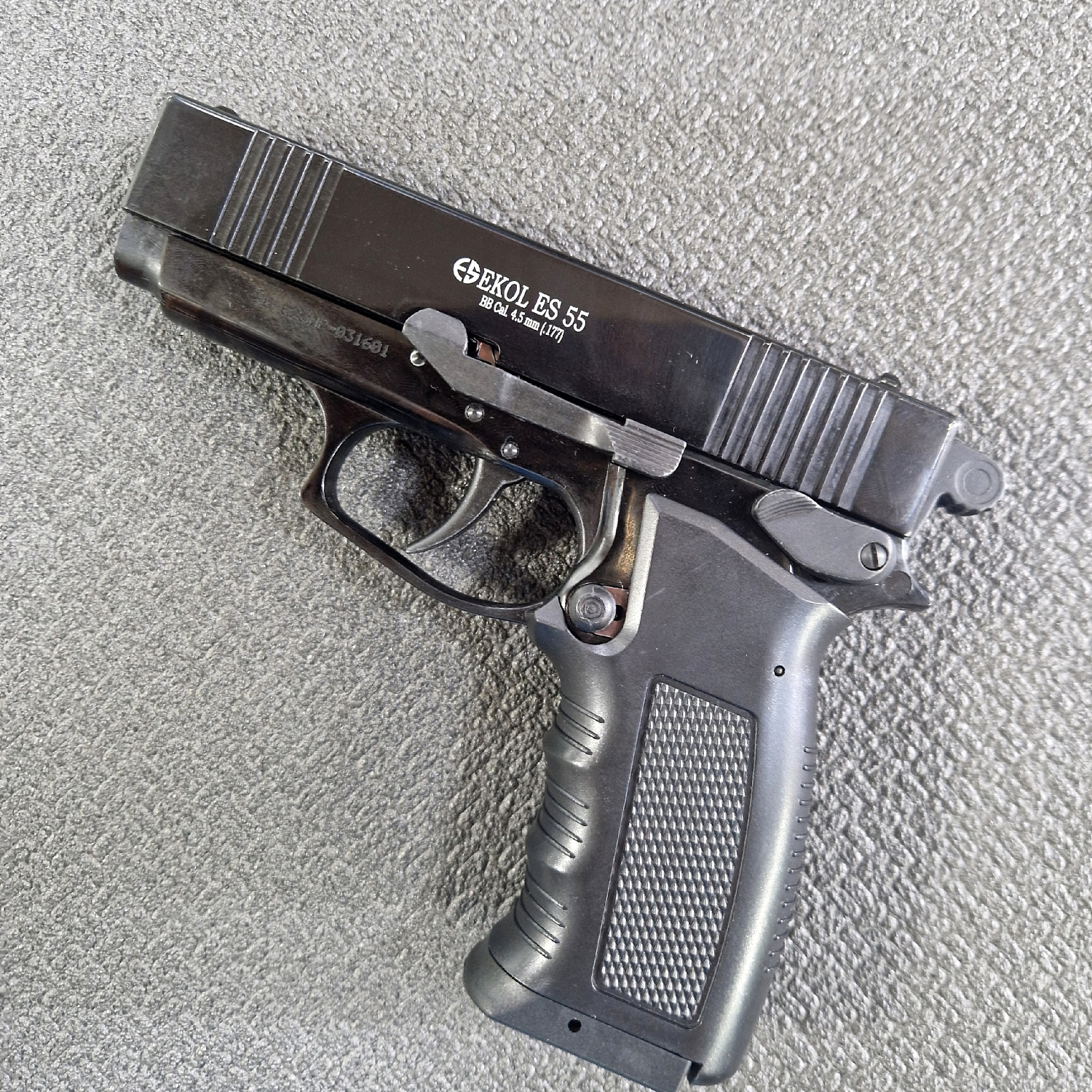 Подборка пневматических пистолетов EKOL